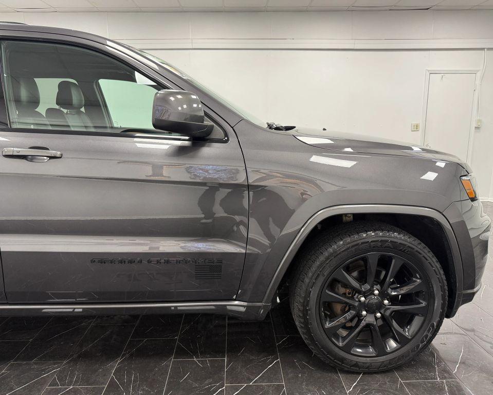 used 2018 Jeep Grand Cherokee car, priced at $12,995
