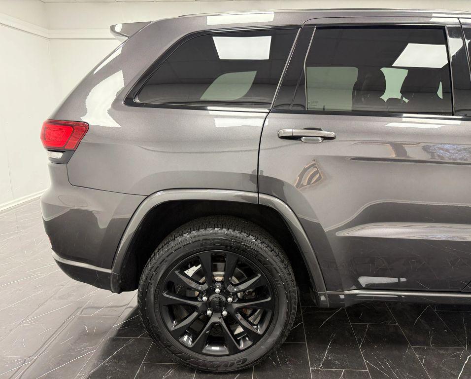 used 2018 Jeep Grand Cherokee car, priced at $12,995