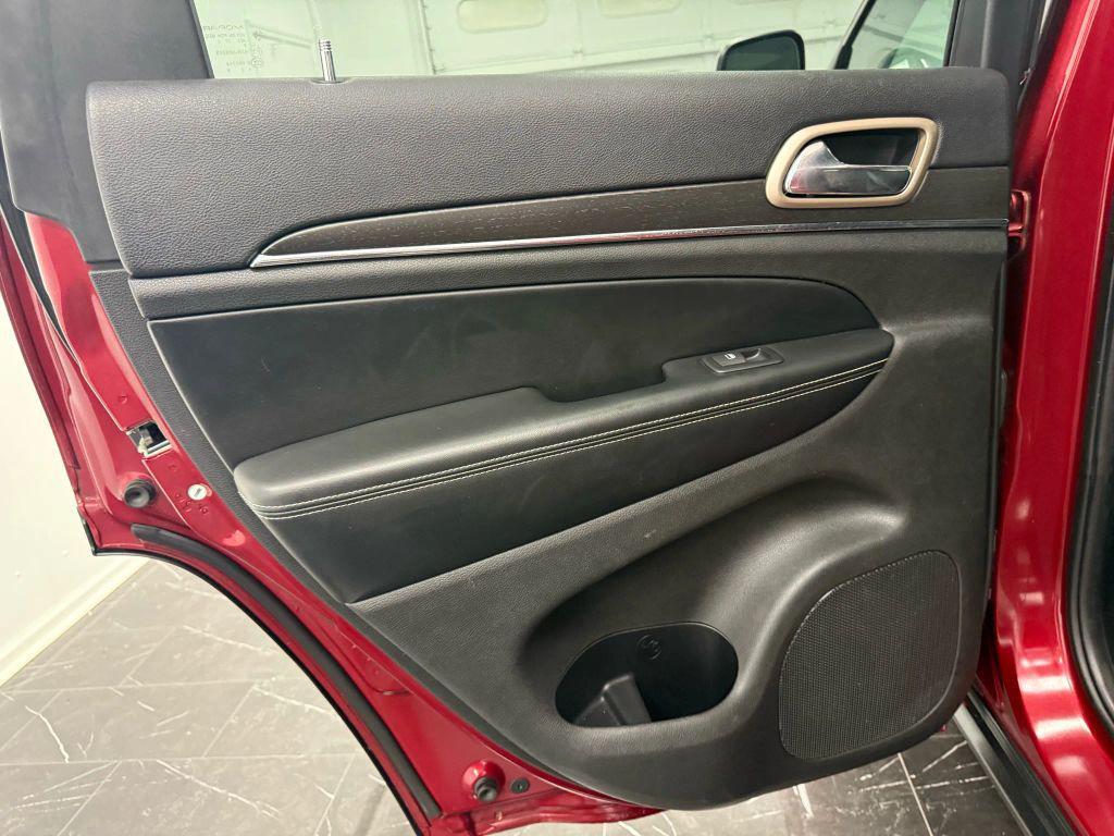 used 2015 Jeep Grand Cherokee car, priced at $8,495