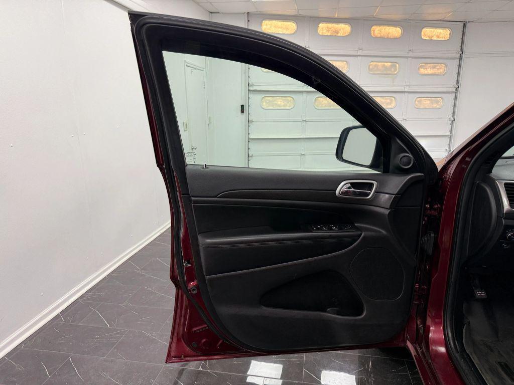 used 2018 Jeep Grand Cherokee car, priced at $13,495