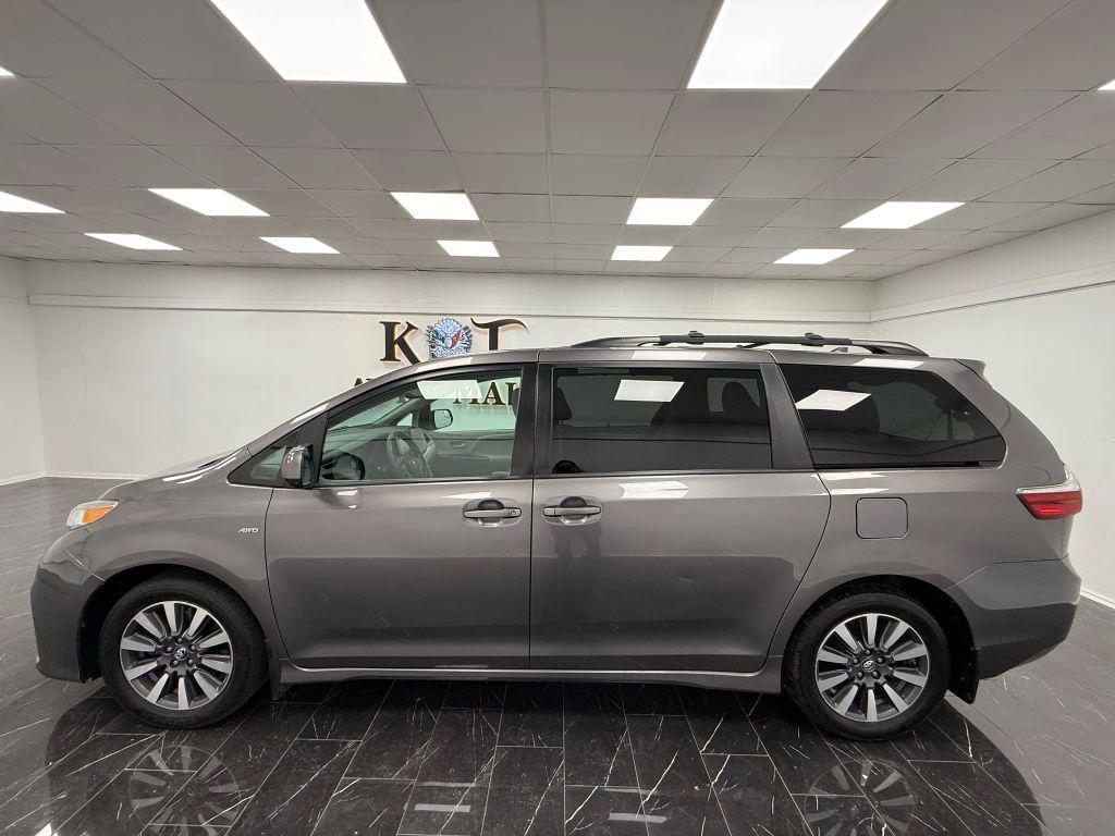 used 2018 Toyota Sienna car, priced at $13,995