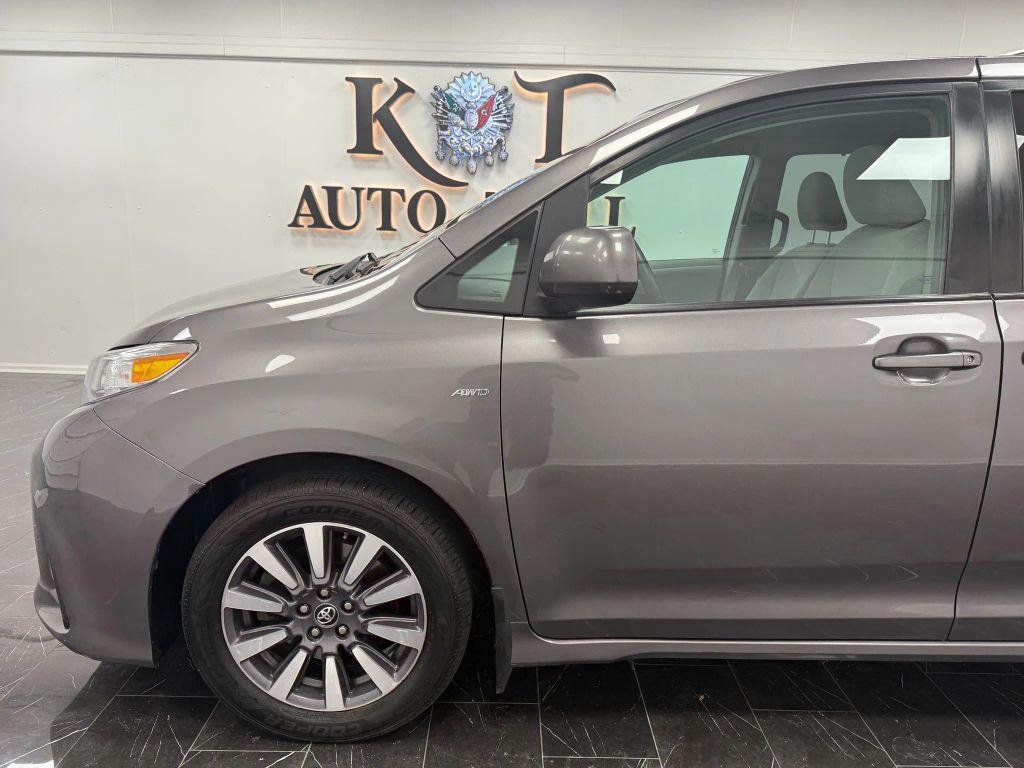 used 2018 Toyota Sienna car, priced at $13,995