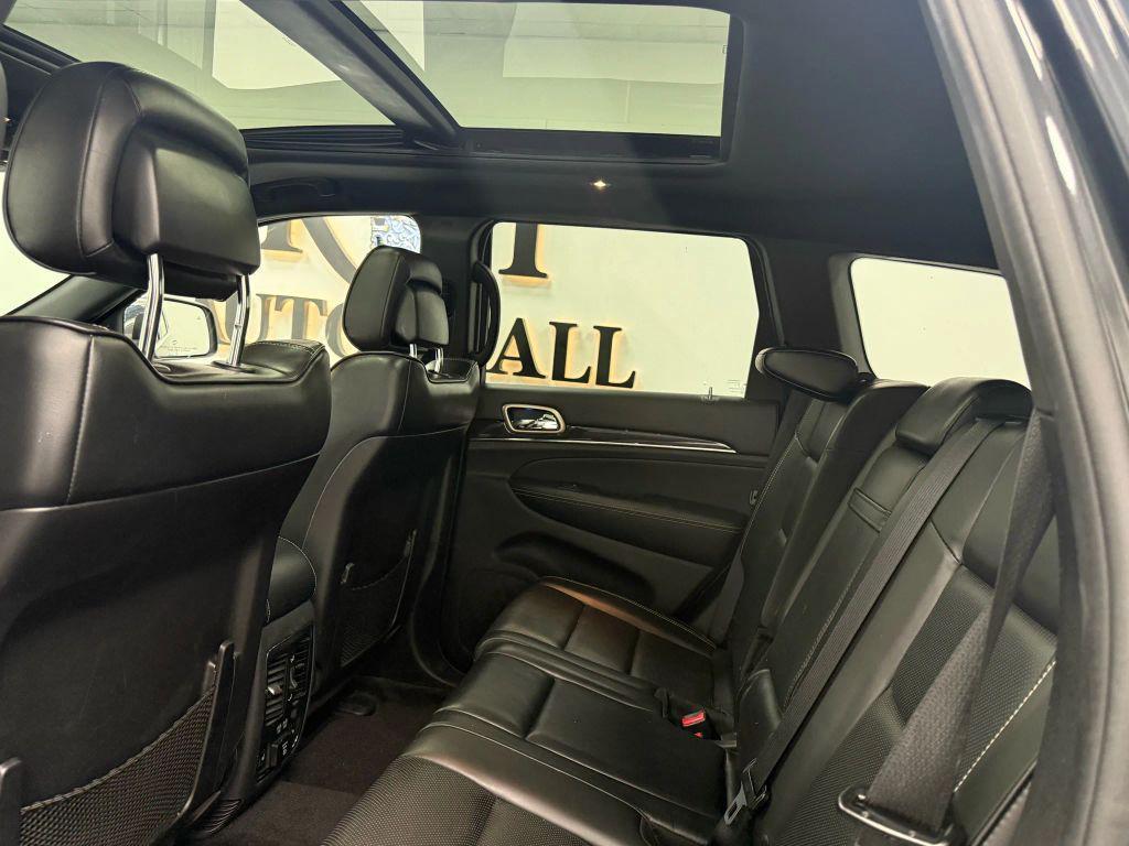 used 2016 Jeep Grand Cherokee car, priced at $12,495