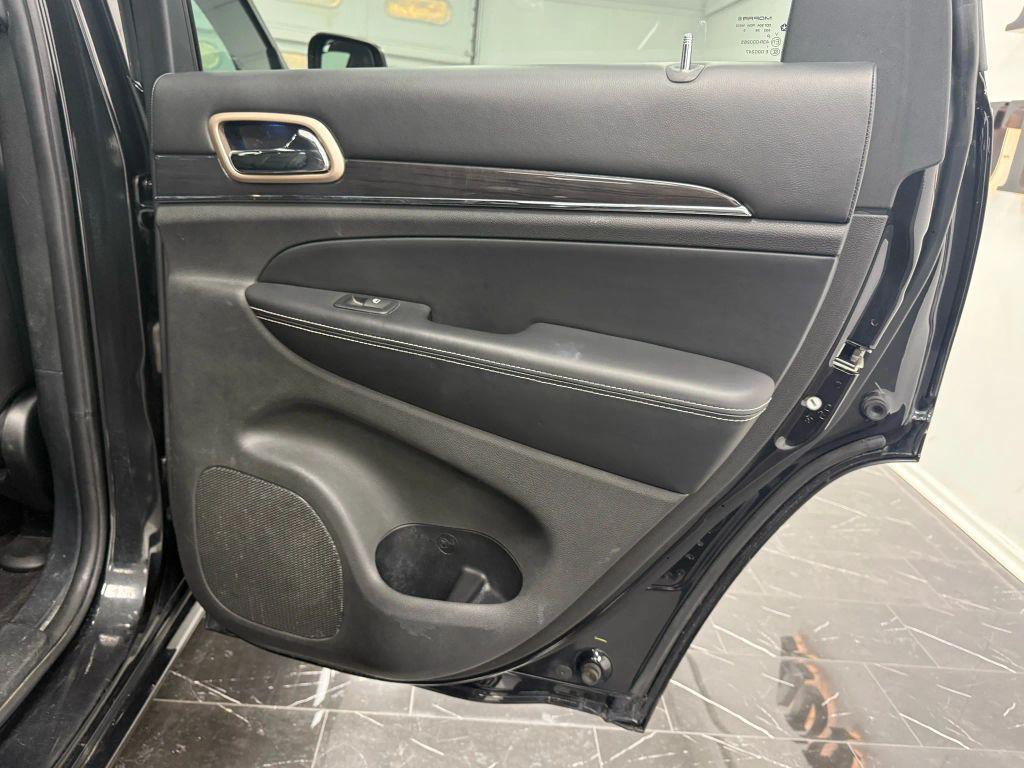 used 2016 Jeep Grand Cherokee car, priced at $12,495