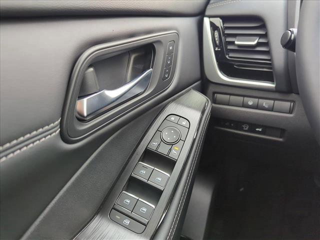 new 2025 Nissan Rogue car, priced at $35,899