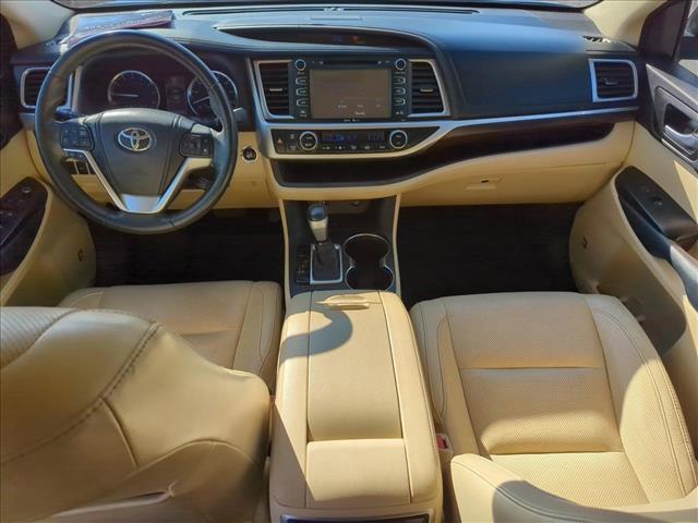 used 2015 Toyota Highlander car, priced at $18,995