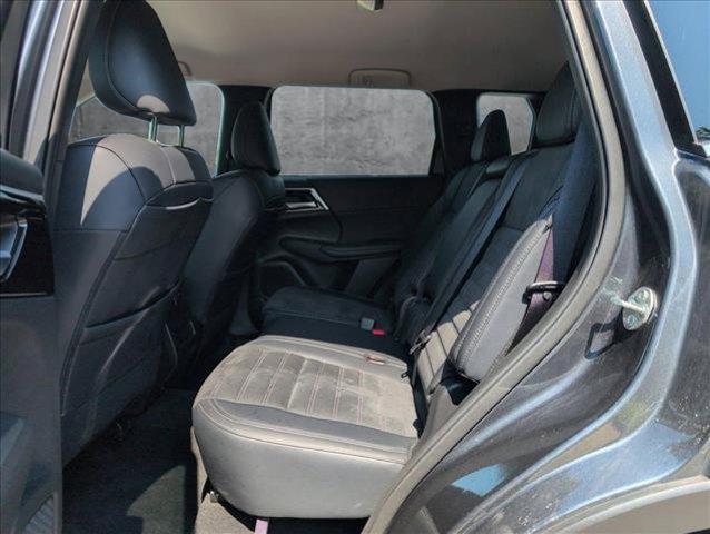 used 2024 Mitsubishi Outlander car, priced at $28,651