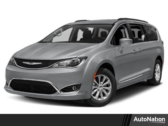 used 2018 Chrysler Pacifica car, priced at $15,497