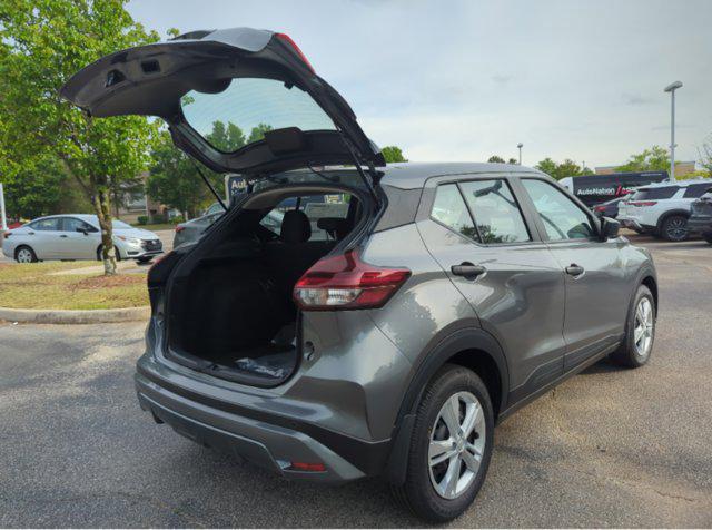 new 2025 Nissan Kicks car, priced at $23,760