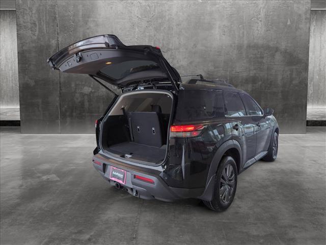 new 2024 Nissan Pathfinder car, priced at $40,033