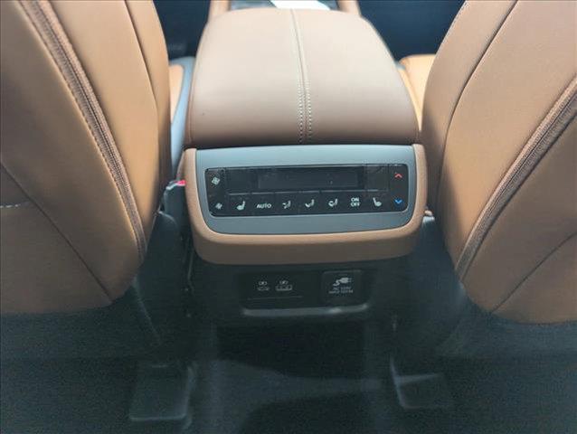 new 2025 Nissan Pathfinder car, priced at $48,901