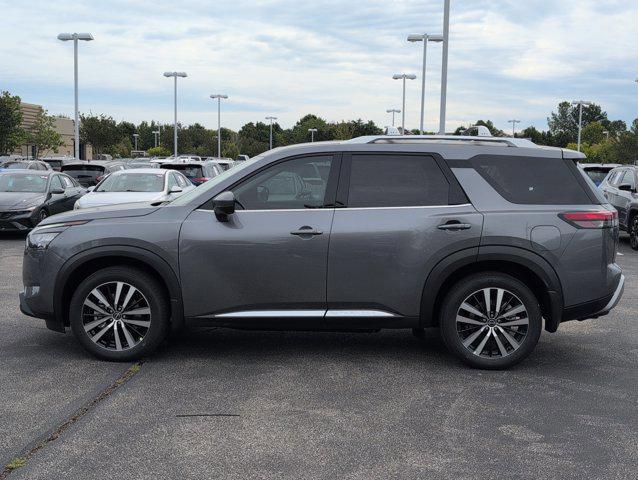 new 2025 Nissan Pathfinder car, priced at $48,901