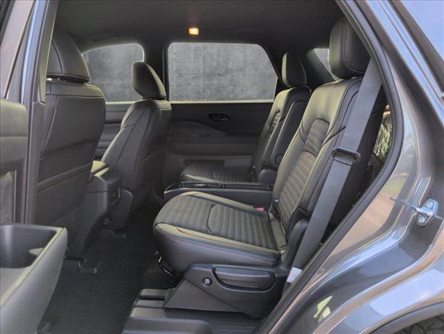 new 2025 Nissan Pathfinder car, priced at $42,278
