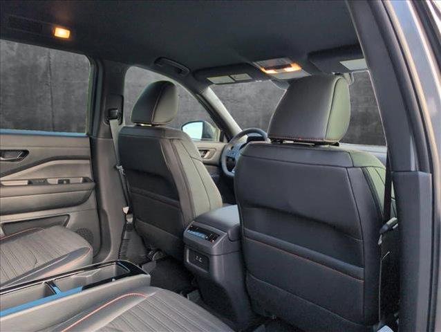 new 2025 Nissan Pathfinder car, priced at $42,278