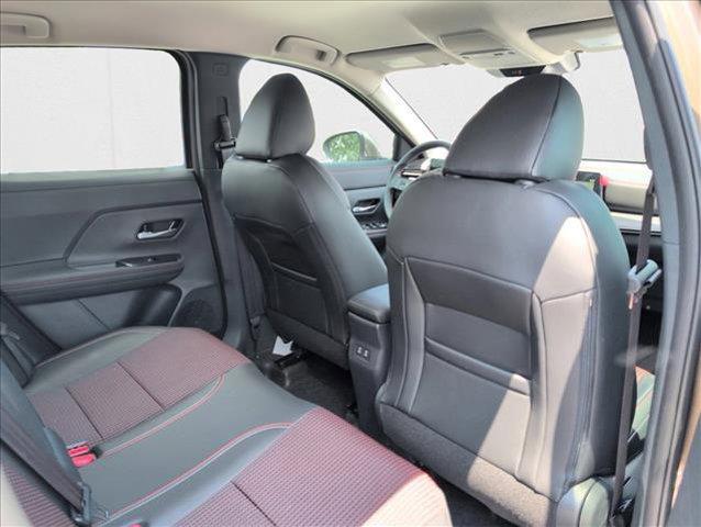 new 2025 Nissan Kicks car, priced at $26,528