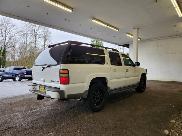 used 2004 Chevrolet Suburban car, priced at $9,998