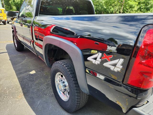 used 2004 Chevrolet Silverado 2500 car, priced at $12,431