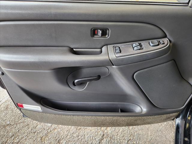 used 2004 Chevrolet Silverado 2500 car, priced at $12,431