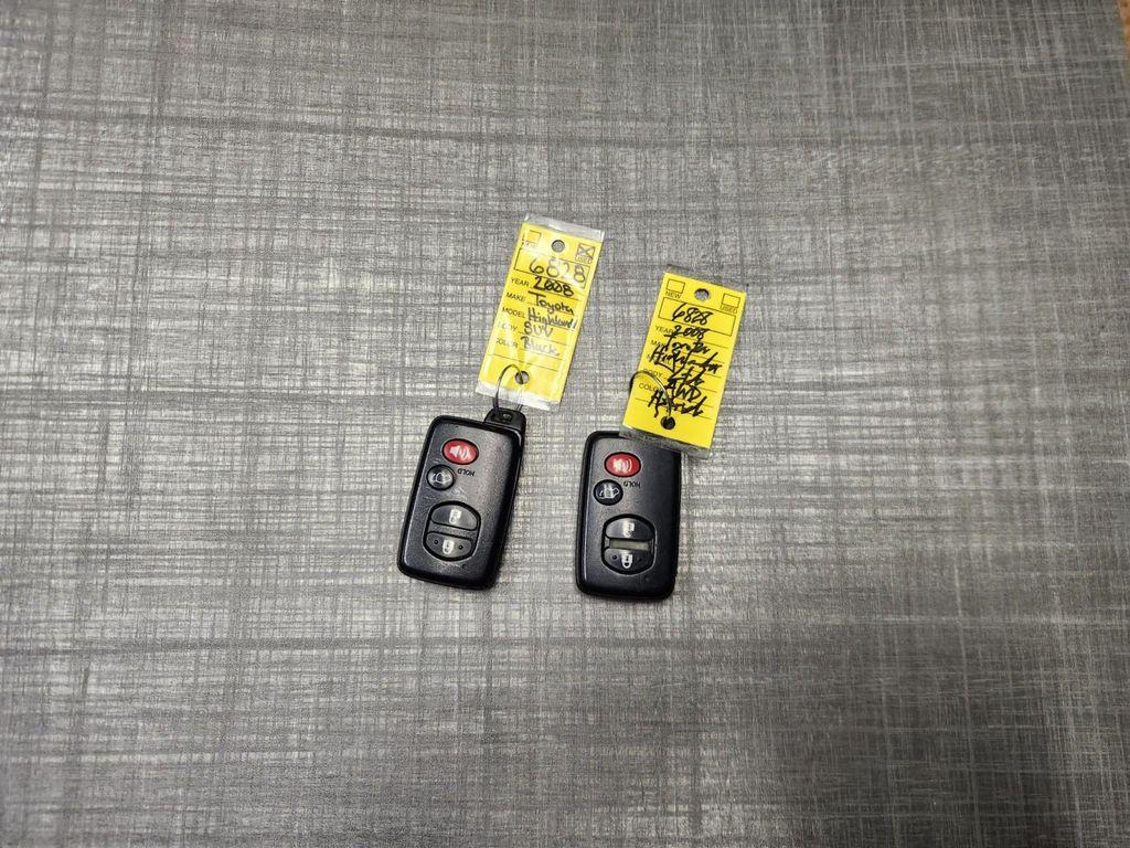 used 2008 Toyota Highlander Hybrid car, priced at $10,792