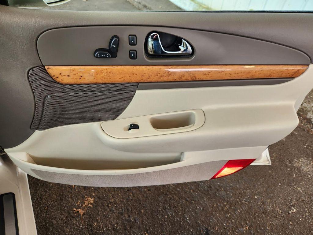 used 2002 Lincoln Continental car, priced at $6,597