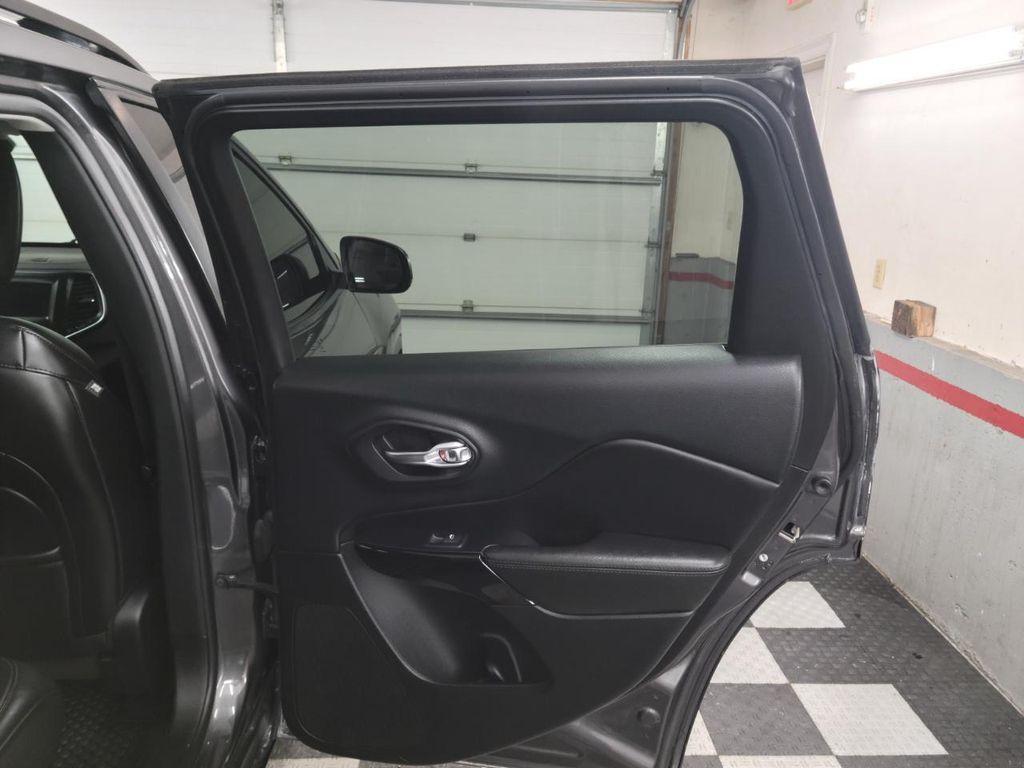 used 2019 Jeep Cherokee car, priced at $14,995