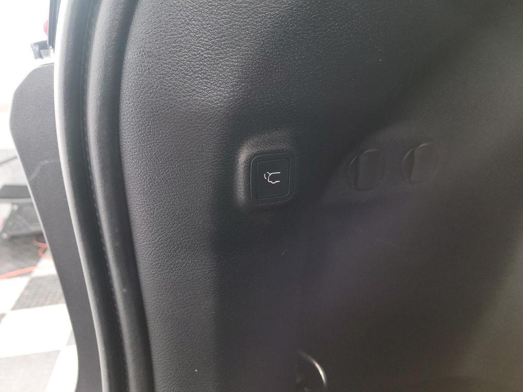 used 2019 Jeep Cherokee car, priced at $14,995