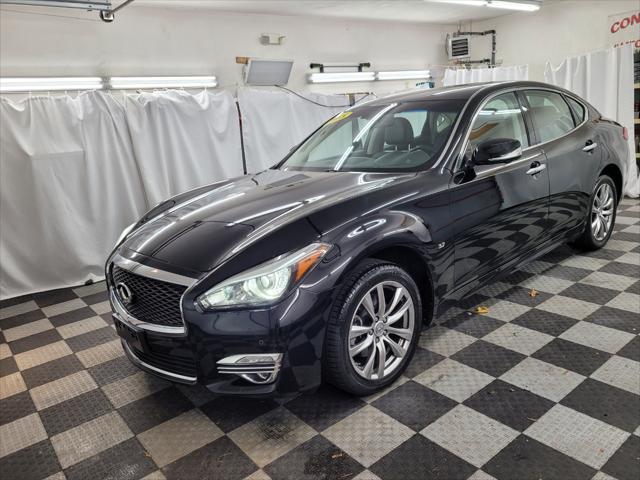 used 2018 INFINITI Q70 car, priced at $22,495