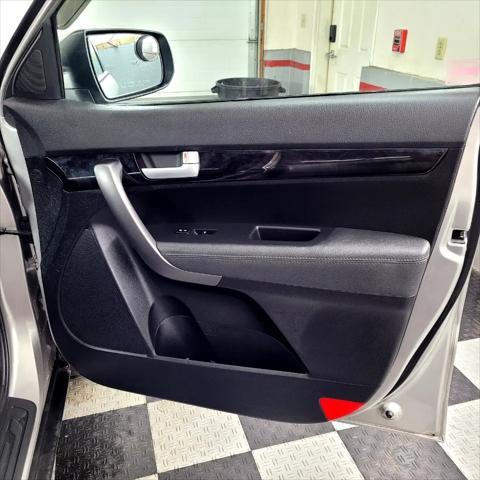 used 2015 Kia Sorento car, priced at $8,795