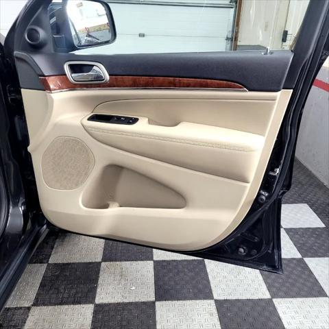 used 2013 Jeep Grand Cherokee car, priced at $11,995