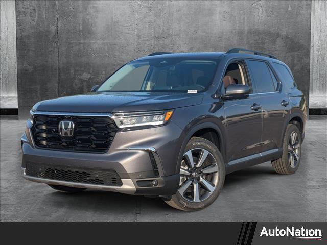 new 2025 Honda Pilot car, priced at $50,665