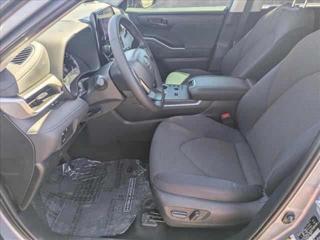 used 2023 Toyota Highlander car, priced at $30,949