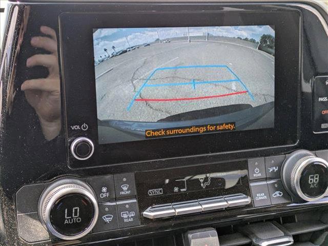 used 2023 Toyota Highlander car, priced at $34,493