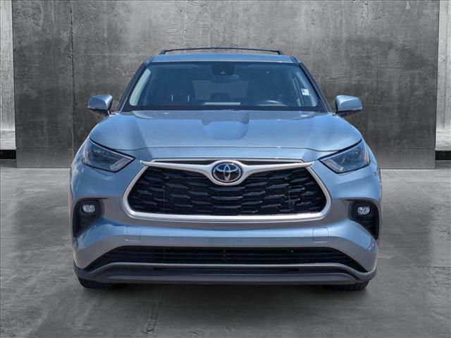 used 2023 Toyota Highlander car, priced at $30,949