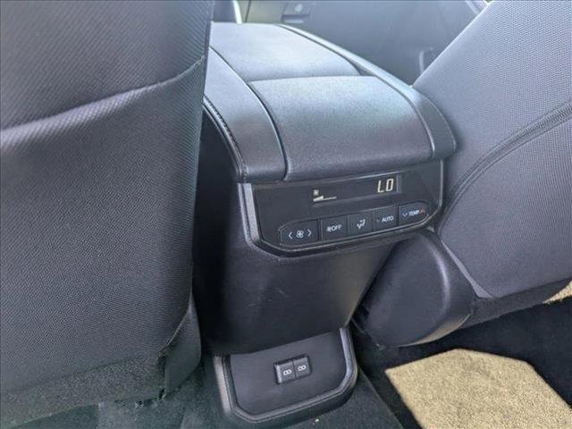 used 2023 Toyota Highlander car, priced at $30,949