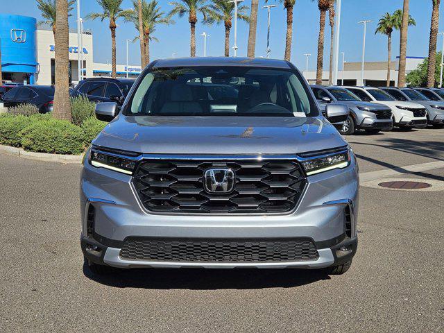 new 2025 Honda Pilot car, priced at $44,311