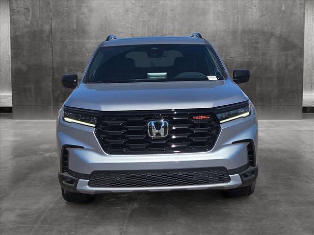 new 2025 Honda Pilot car, priced at $48,196