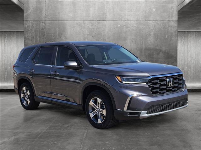 new 2025 Honda Pilot car, priced at $44,595