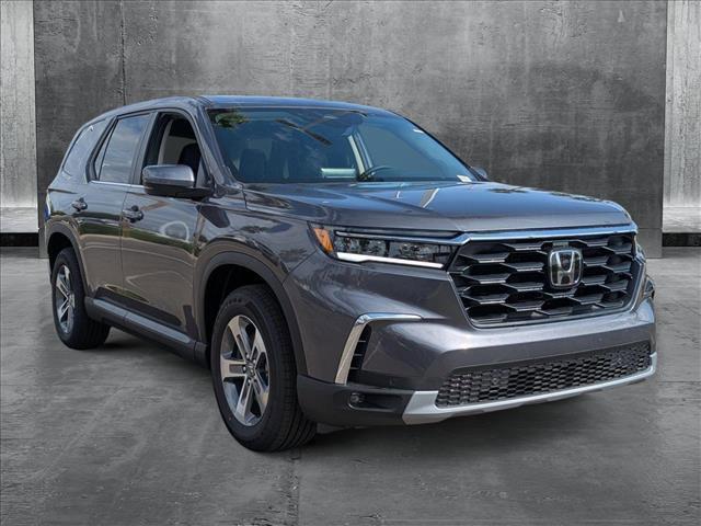 new 2025 Honda Pilot car, priced at $45,651