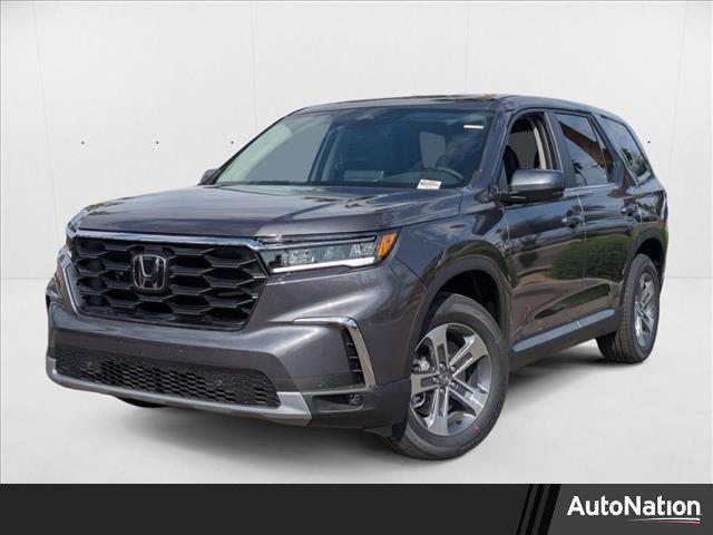 new 2025 Honda Pilot car, priced at $45,651