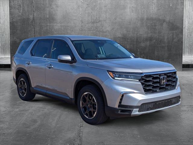 new 2025 Honda Pilot car, priced at $46,114