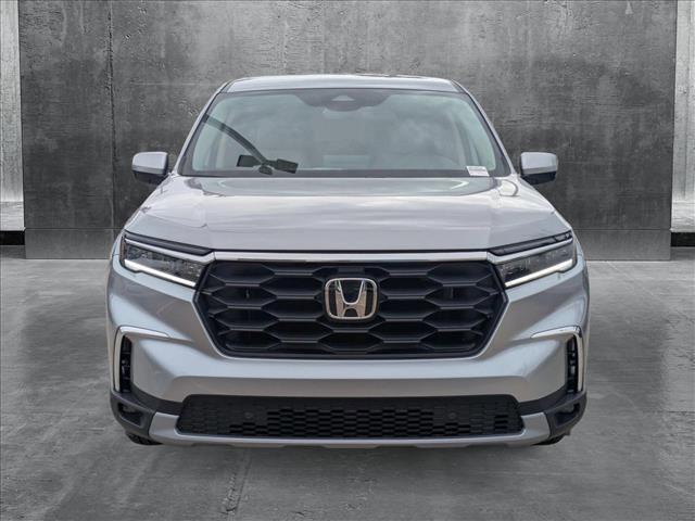 new 2025 Honda Pilot car, priced at $42,661