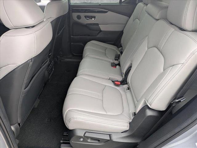 new 2025 Honda Pilot car, priced at $42,661