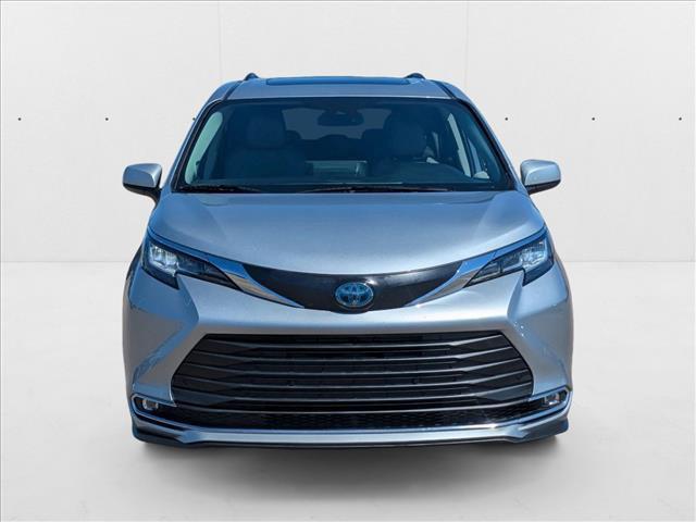 used 2021 Toyota Sienna car, priced at $35,689