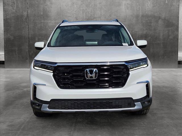 new 2025 Honda Pilot car, priced at $48,060