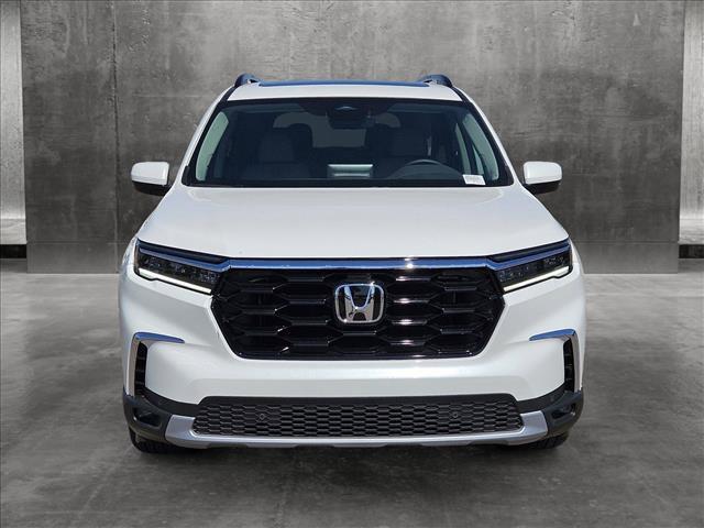 new 2025 Honda Pilot car, priced at $47,781