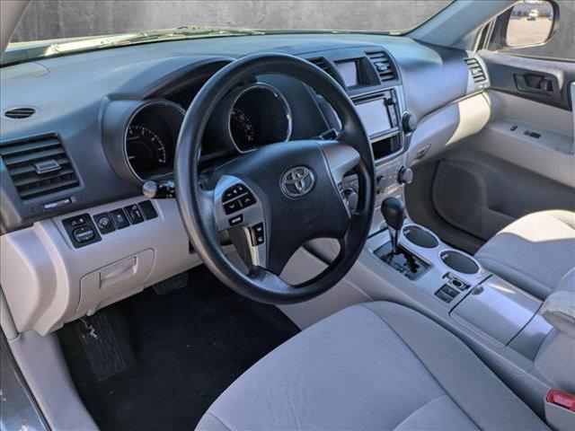 used 2013 Toyota Highlander car, priced at $8,990