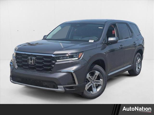 new 2025 Honda Pilot car, priced at $44,651