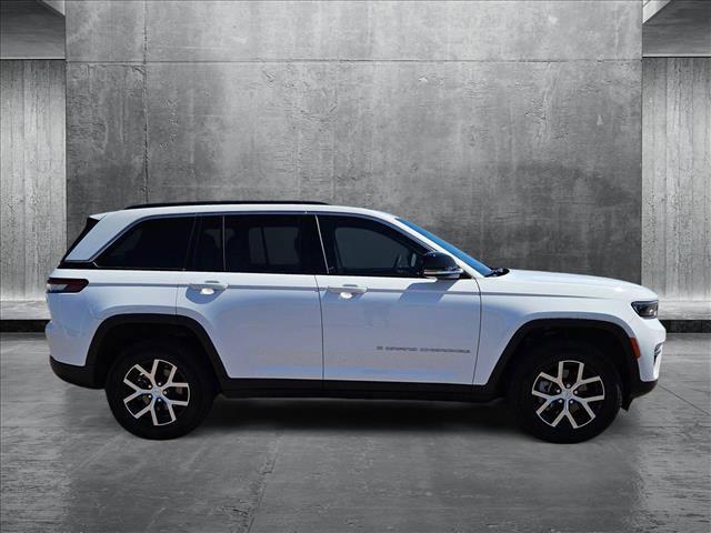 used 2024 Jeep Grand Cherokee car, priced at $41,993