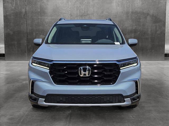 new 2025 Honda Pilot car, priced at $45,519