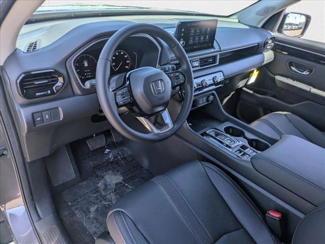 new 2025 Honda Pilot car, priced at $44,995